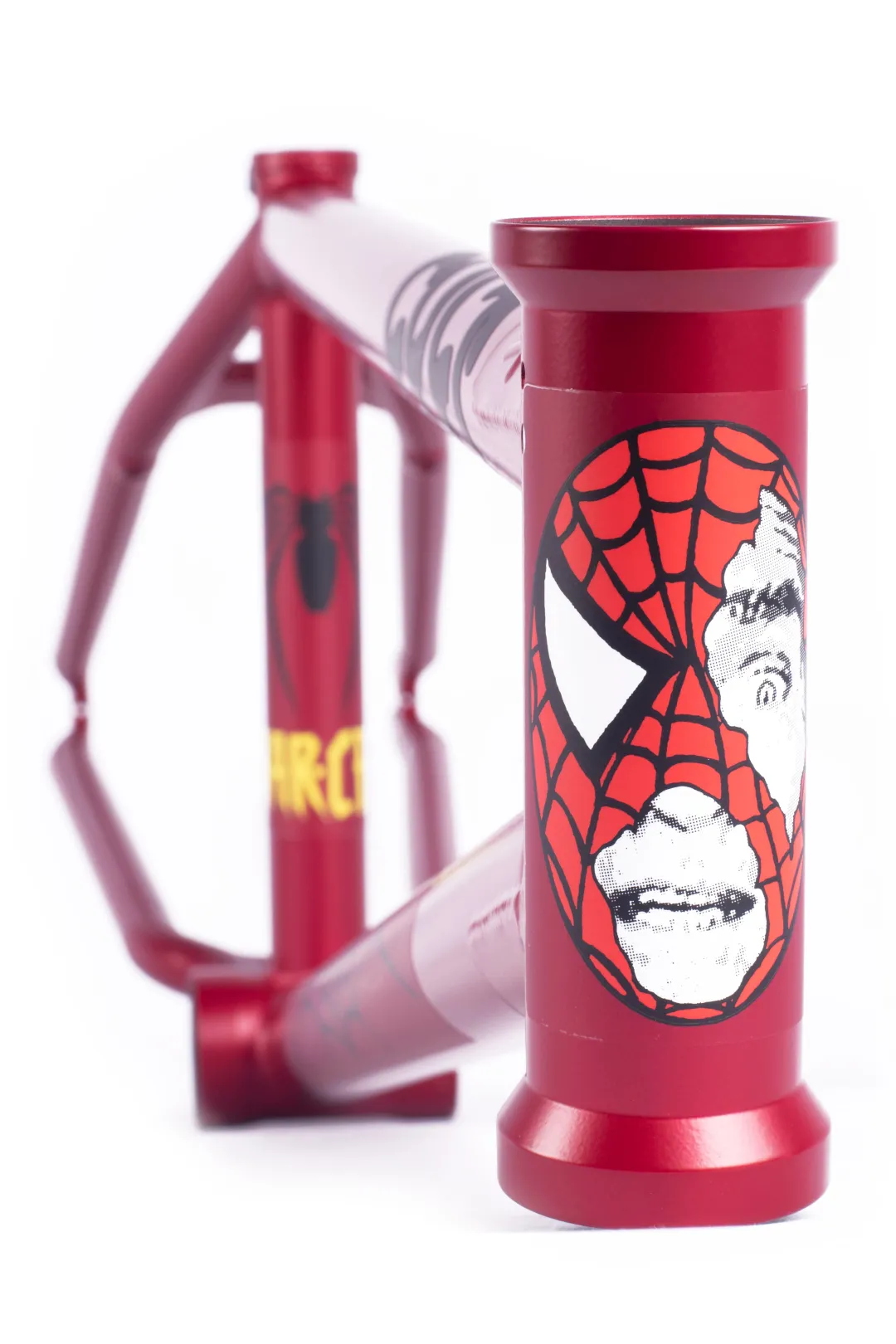 New Heaven's Gate Begin Frame / Marcel Colorway / red Frames